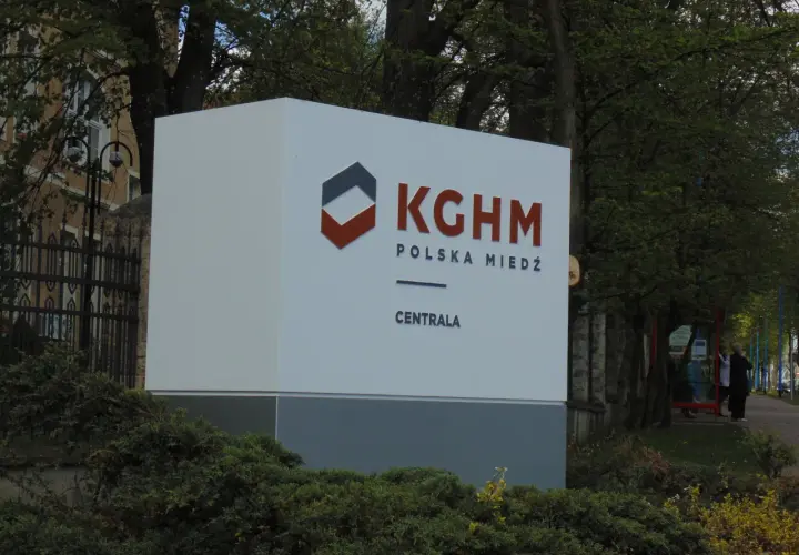 Jak uzyskać dostęp do KGHM Extranet: Proste kroki dla pracowników